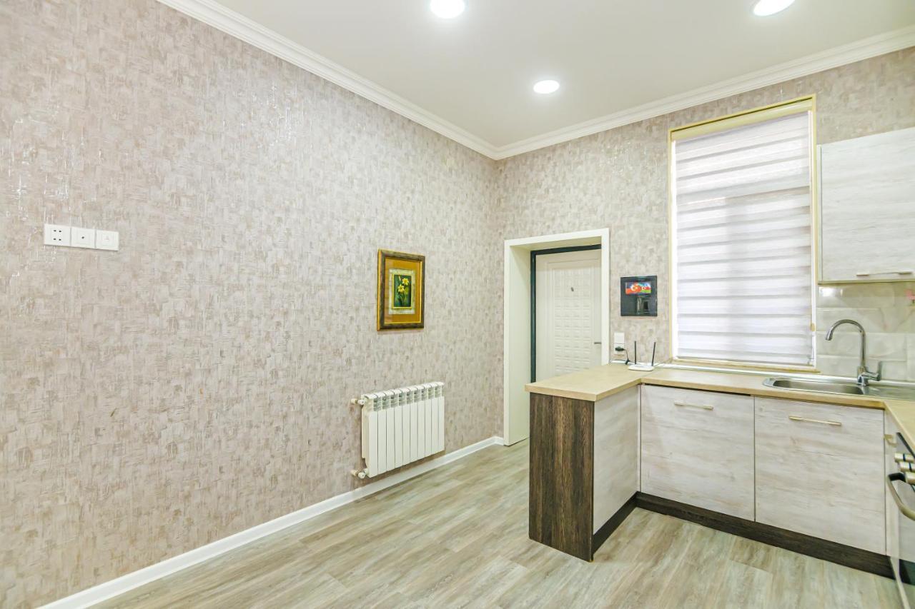 Luxury 2 Room Apartment In The Center Baku Eksteriør bilde
